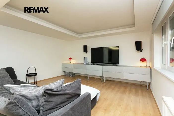 Pronájem rodinného domu, Praha - Nebušice, Na Malé Šárce, 302 m2
