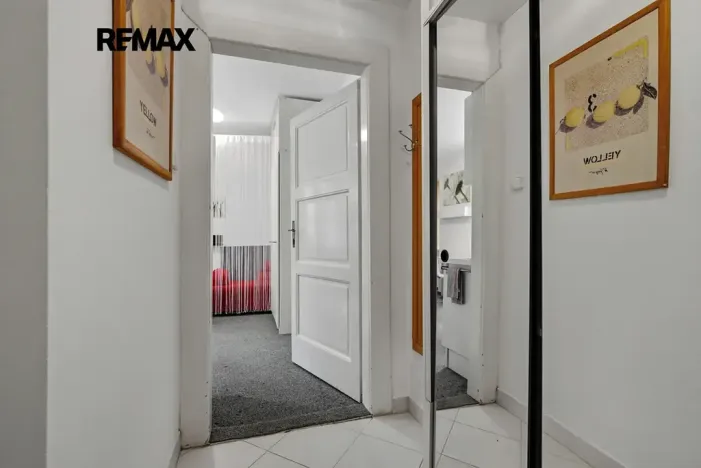 Prodej bytu 1+kk, Praha - Podolí, Na dolinách, 24 m2