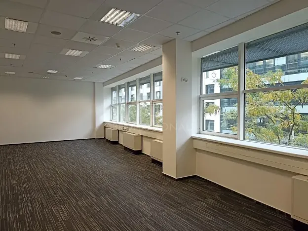 Pronájem kanceláře, Praha - Smíchov, Radlická, 2344 m2