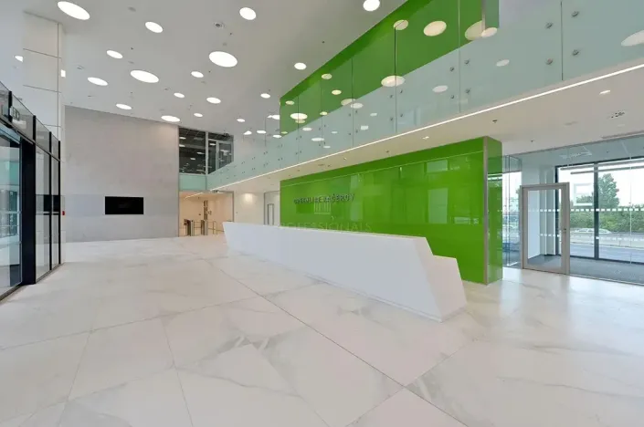 Pronájem kanceláře, Praha - Michle, Jihlavská, 902 m2