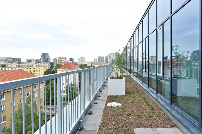 Pronájem kanceláře, Praha - Michle, Jihlavská, 902 m2