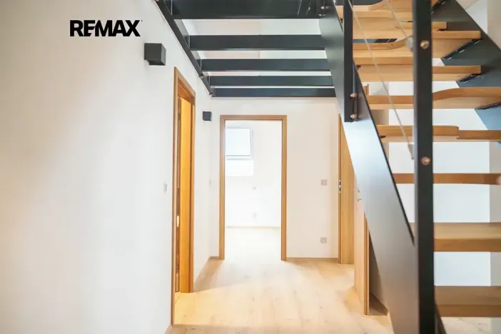 Prodej bytu 4+1, Černilov, 130 m2