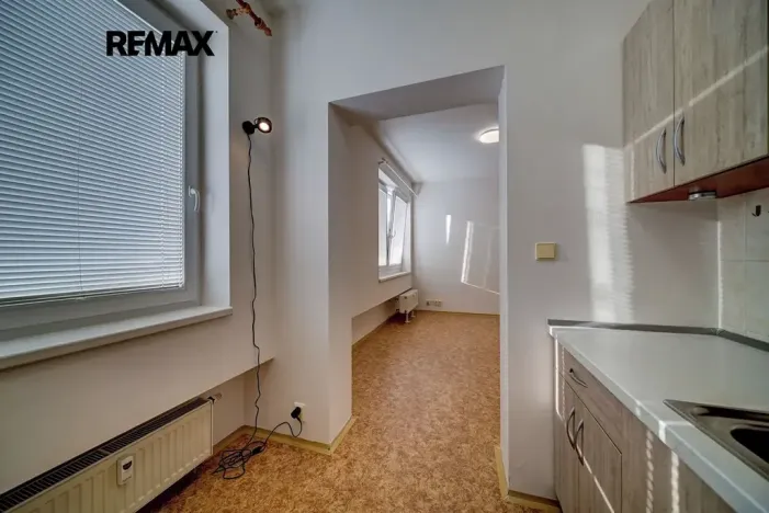 Pronájem bytu 1+1, Poděbrady, Čechova, 34 m2