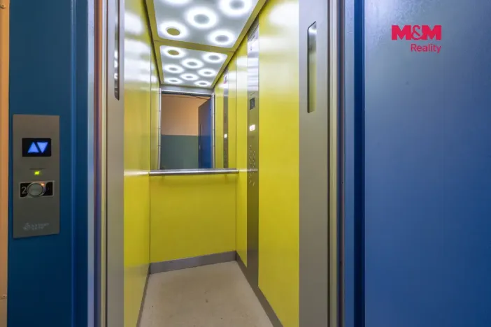 Prodej bytu 1+kk, Tachov, Bělojarská, 22 m2