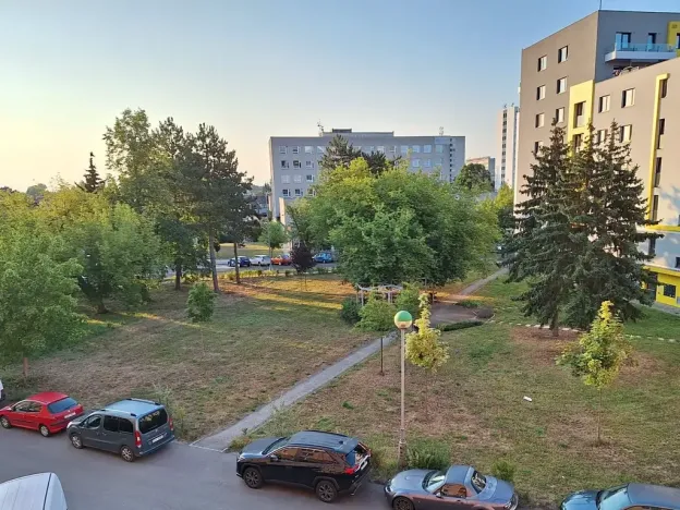 Pronájem bytu 2+1, Hradec Králové, třída SNP, 56 m2