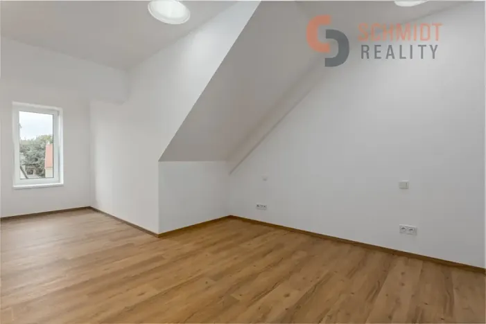 Prodej bytu 3+kk, Bavory, 90 m2