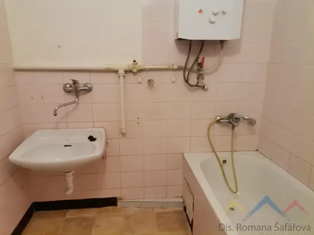 Prodej bytu 2+1, Břidličná, 1. máje, 54 m2