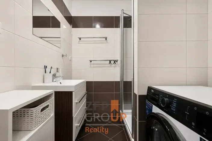 Prodej bytu 3+1, Litomyšl, Komenského nám., 82 m2