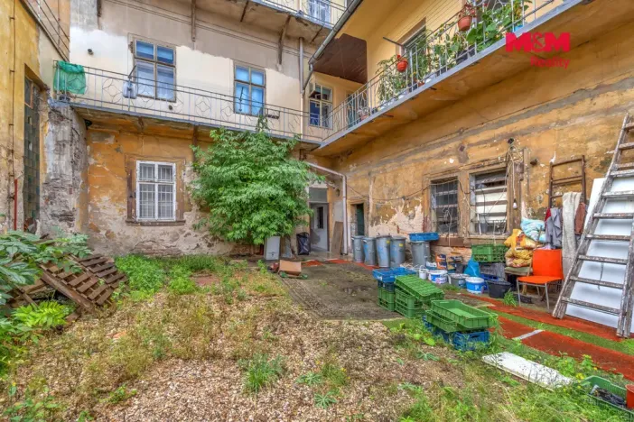 Prodej rodinného domu, Jičín - Staré Město, Valdštejnovo náměstí, 917 m2
