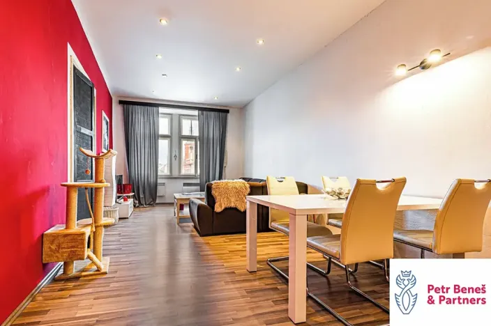 Prodej obchodního prostoru, Rakovník, Husovo náměstí, 1100 m2