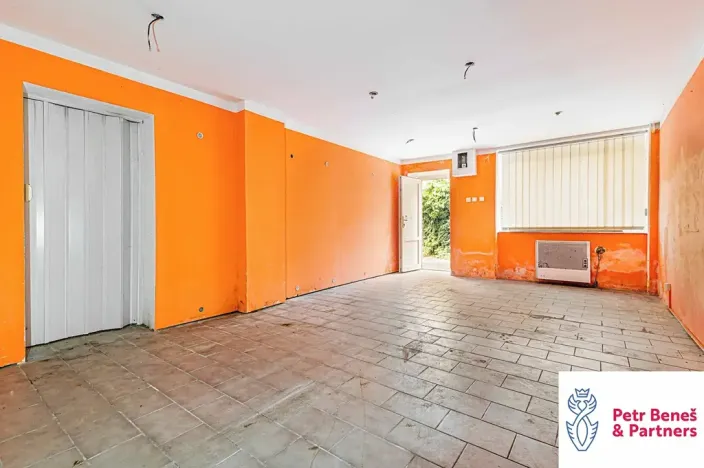 Prodej obchodního prostoru, Rakovník, Husovo náměstí, 1100 m2