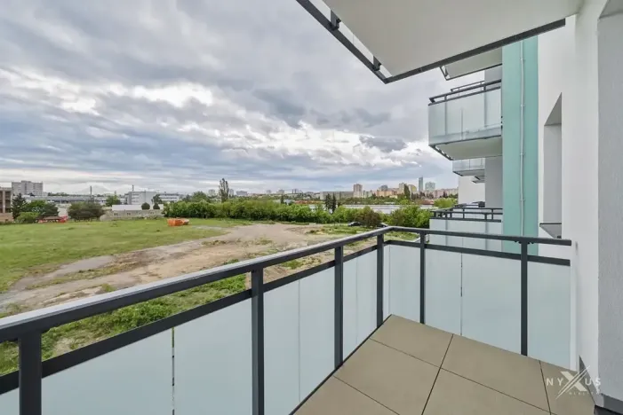 Pronájem bytu 2+kk, Praha - Strašnice, Strančická, 52 m2