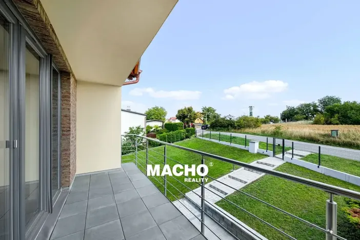 Pronájem rodinného domu, Kosoř, Školská, 380 m2