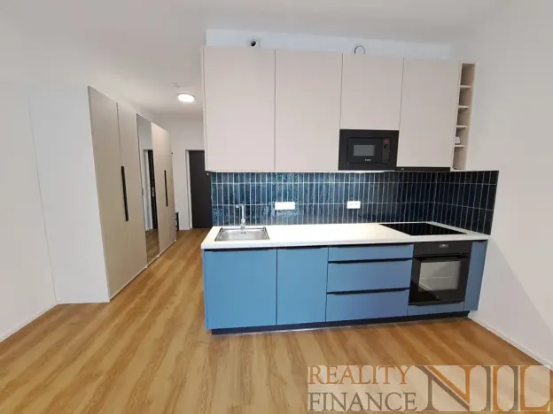 Pronájem bytu 1+kk, Plzeň, Těšínská, 36 m2
