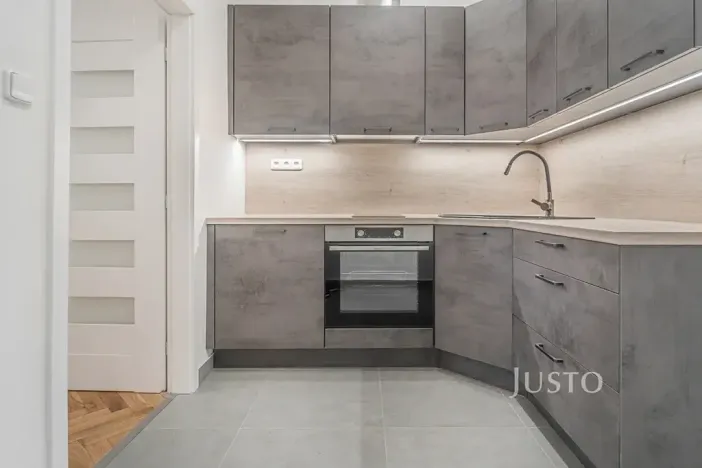 Pronájem bytu 1+1, Praha - Žižkov, Krásova, 32 m2