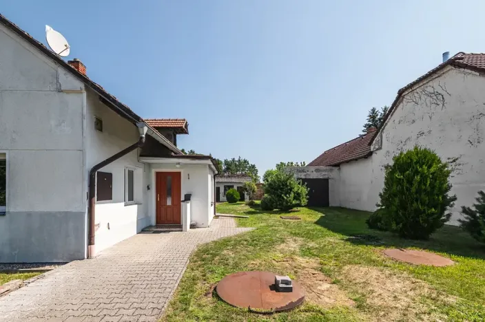 Prodej rodinného domu, Tři Dvory, 95 m2