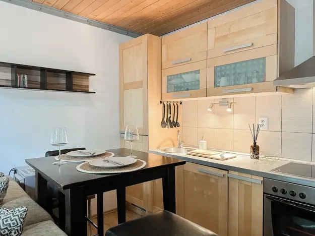 Pronájem bytu 2+kk, Praha - Libeň, Novákových, 41 m2
