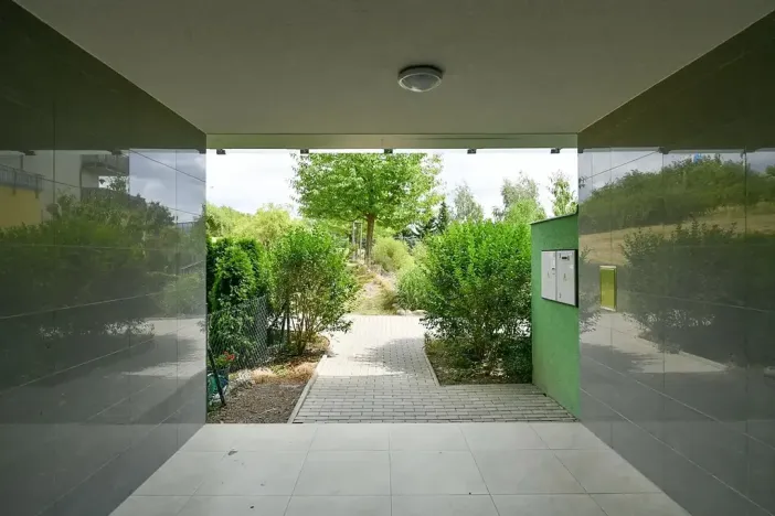 Pronájem garáže, Praha - Řeporyje, Kakosova, 15 m2