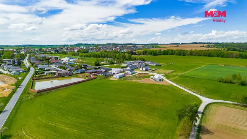 Prodej pozemku pro bydlení, Lišov, 820 m2