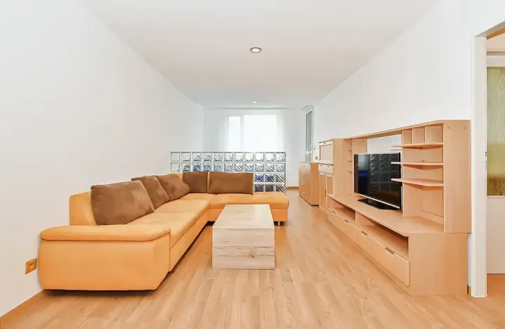 Prodej bytu 2+kk, Praha - Letňany, Kostomlatská, 65 m2