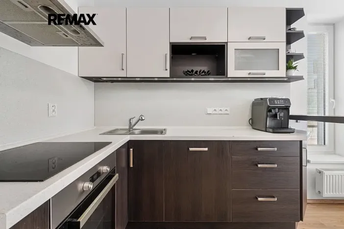Prodej bytu 2+kk, Plzeň, Špačková, 52 m2