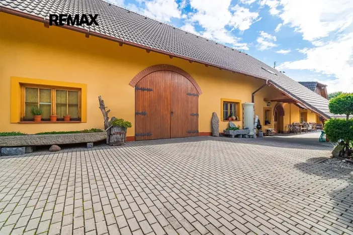 Prodej rodinného domu, Klatovy, 304 m2