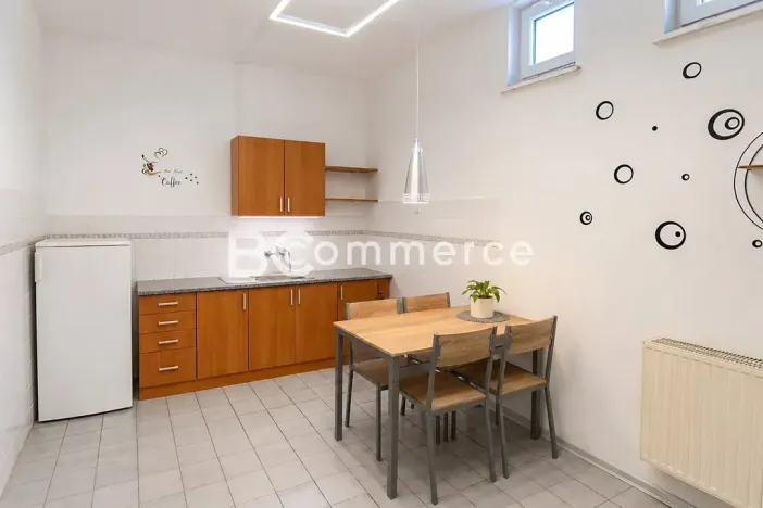 Pronájem kanceláře, Brno, 90 m2