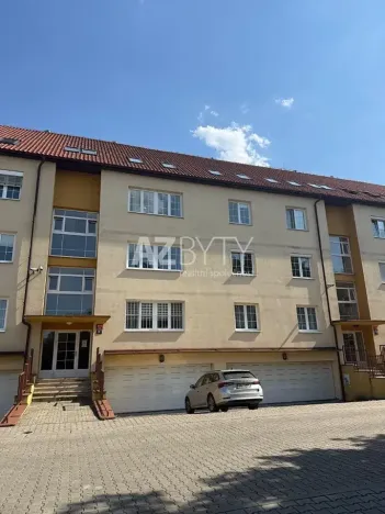 Pronájem bytu 3+kk, Praha - Střížkov, Jitravská, 90 m2