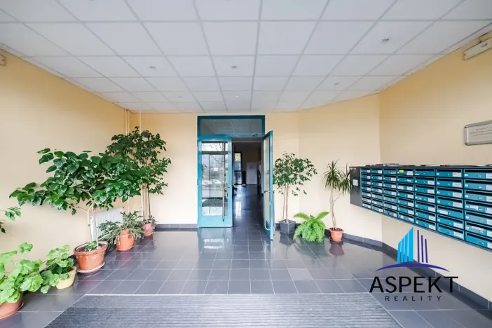 Pronájem bytu 1+kk, Praha - Stodůlky, Volutová, 52 m2