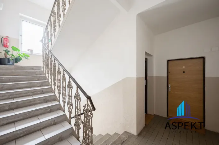 Pronájem bytu 2+1, Praha - Vinohrady, Londýnská, 54 m2