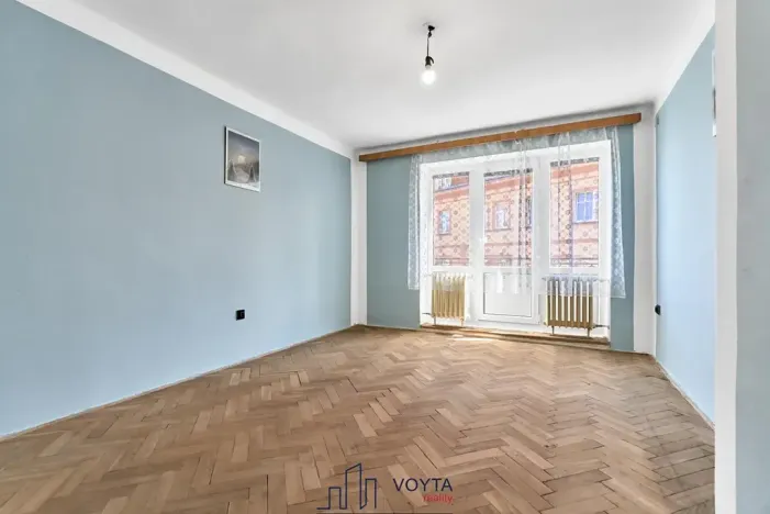 Prodej bytu 2+1, Karlovy Vary, Zbrojnická, 61 m2