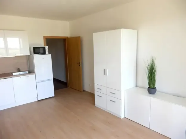 Pronájem bytu 1+kk, Hostivice, Ječná, 36 m2