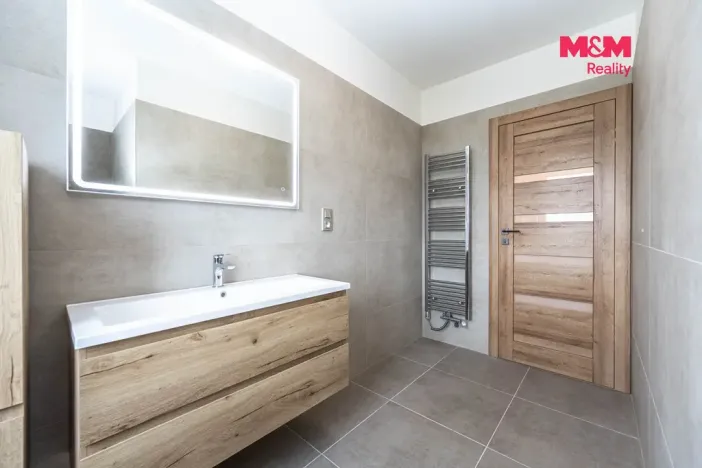 Prodej rodinného domu, Žižice - Osluchov, 248 m2