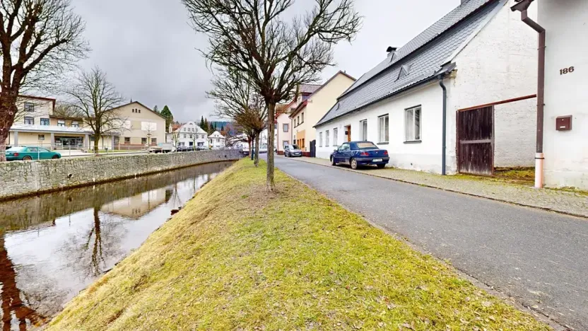 Prodej rodinného domu, Nýrsko, Kpt. Kufnera, 279 m2