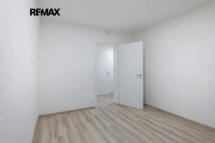 Pronájem bytu 3+kk, Praha - Kamýk, Hodkovická, 80 m2