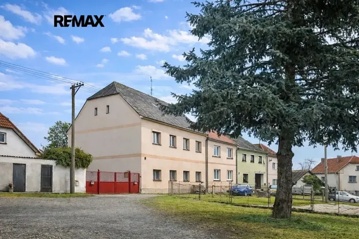 Prodej rodinného domu, Kozojedy, 240 m2