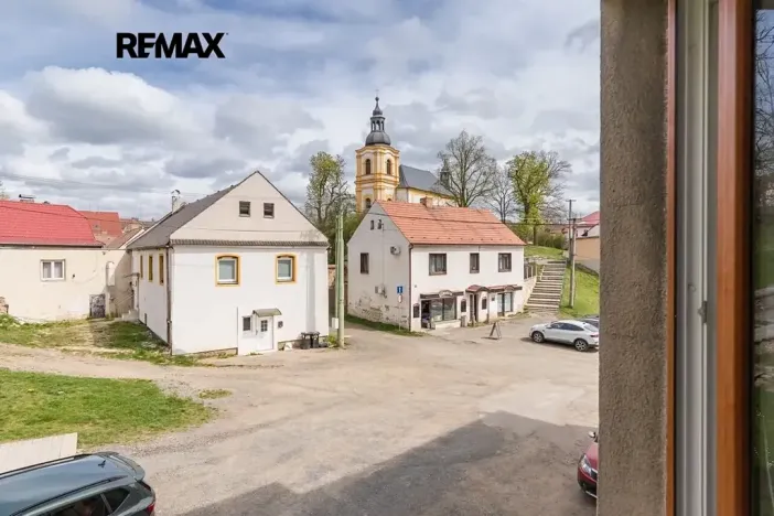 Prodej bytu 1+1, Čistá, nám. Václavské, 43 m2