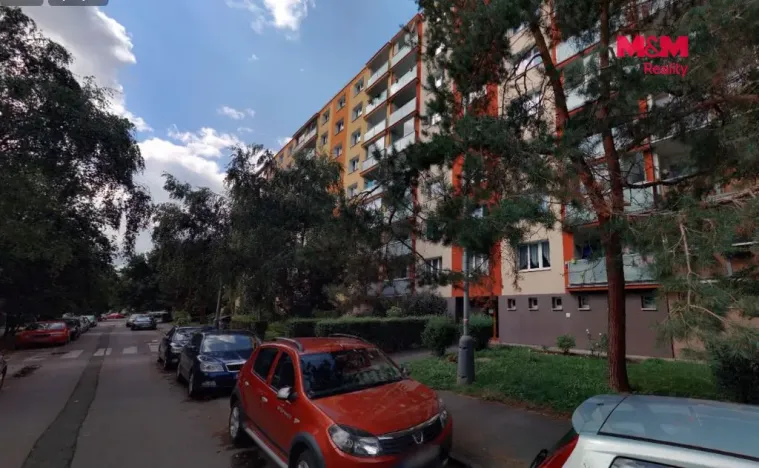 Prodej bytu 2+1, Praha - Kamýk, Zárubova, 61 m2