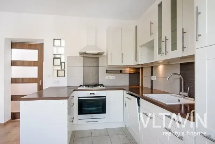 Pronájem bytu 3+kk, Praha - Liboc, U silnice, 62 m2