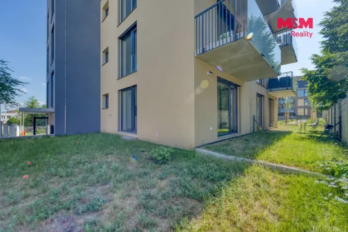 Pronájem bytu 1+kk, Plzeň - Skvrňany, Na Průhonu, 40 m2