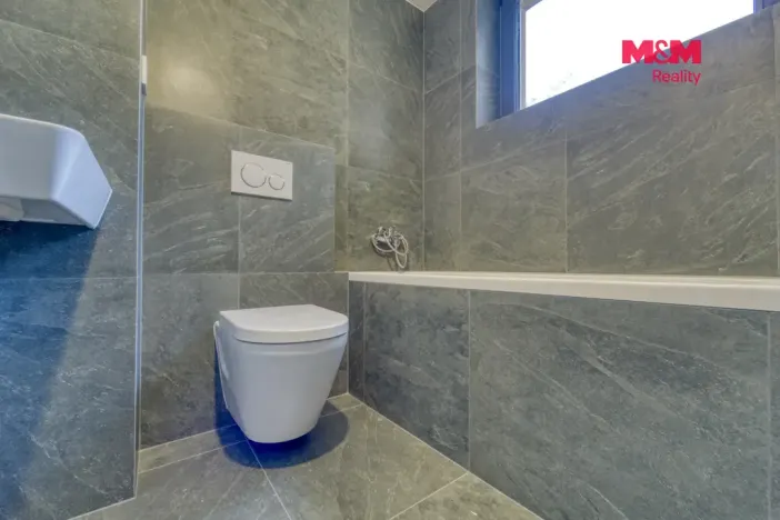 Pronájem bytu 1+kk, Plzeň - Skvrňany, Na Průhonu, 40 m2