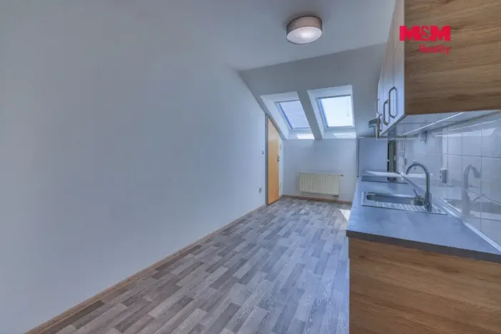 Prodej bytu 2+1, Písek, Krokova, 69 m2