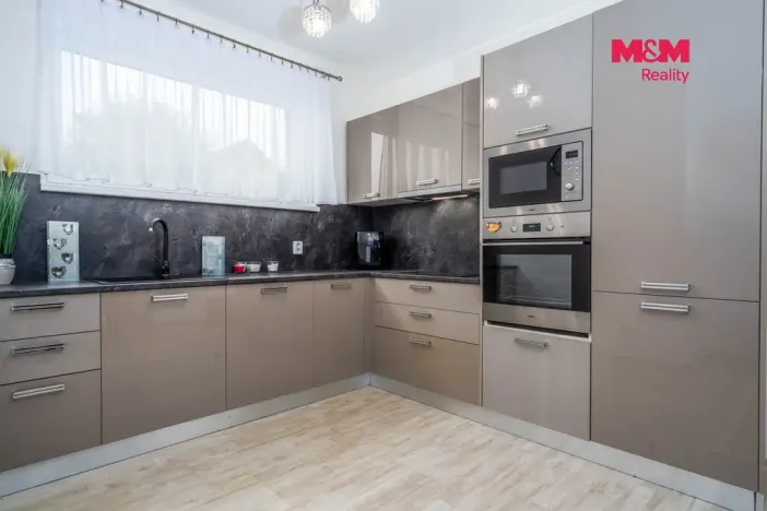 Prodej rodinného domu, Zlatá, 108 m2