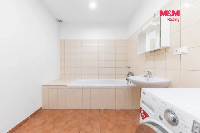 Prodej obchodního prostoru, Čebín, 649 m2