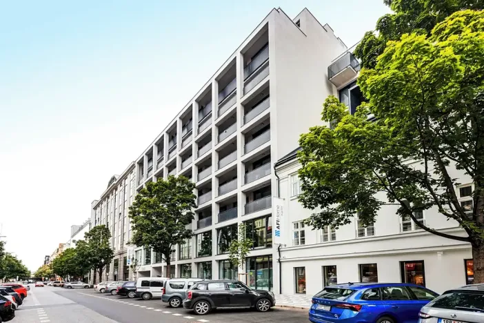 Pronájem bytu 1+kk, Praha - Karlín, Pernerova, 30 m2