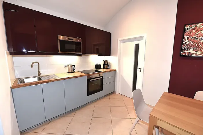 Prodej kanceláře, Praha - Nové Město, Hálkova, 224 m2