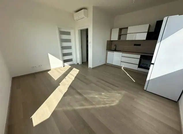 Pronájem bytu 2+kk, Praha - Horní Počernice, Markupova, 66 m2