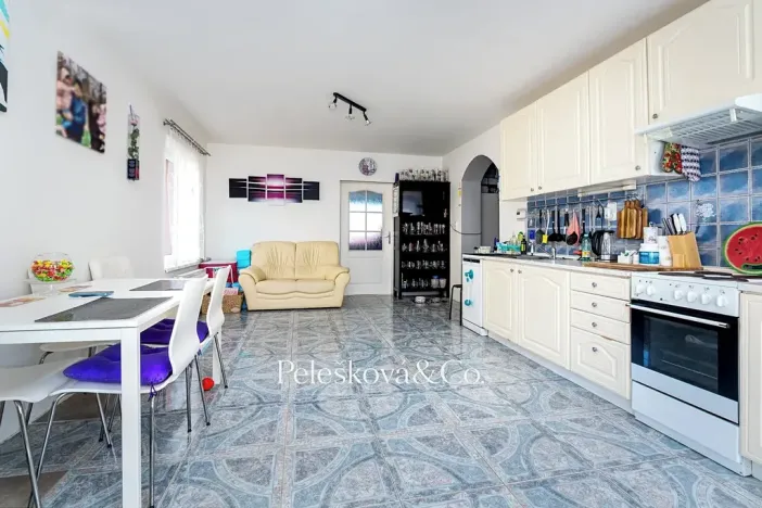 Prodej vícegeneračního domu, Praha - Štěrboholy, Pod areálem, 333 m2