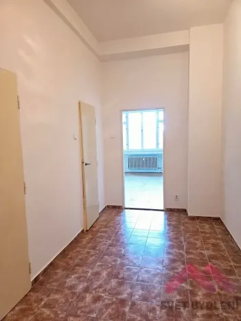 Pronájem bytu 1+1, Praha - Vinohrady, Kouřimská, 36 m2
