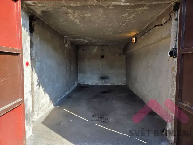 Pronájem bytu 1+1, Praha - Vinohrady, Kouřimská, 36 m2